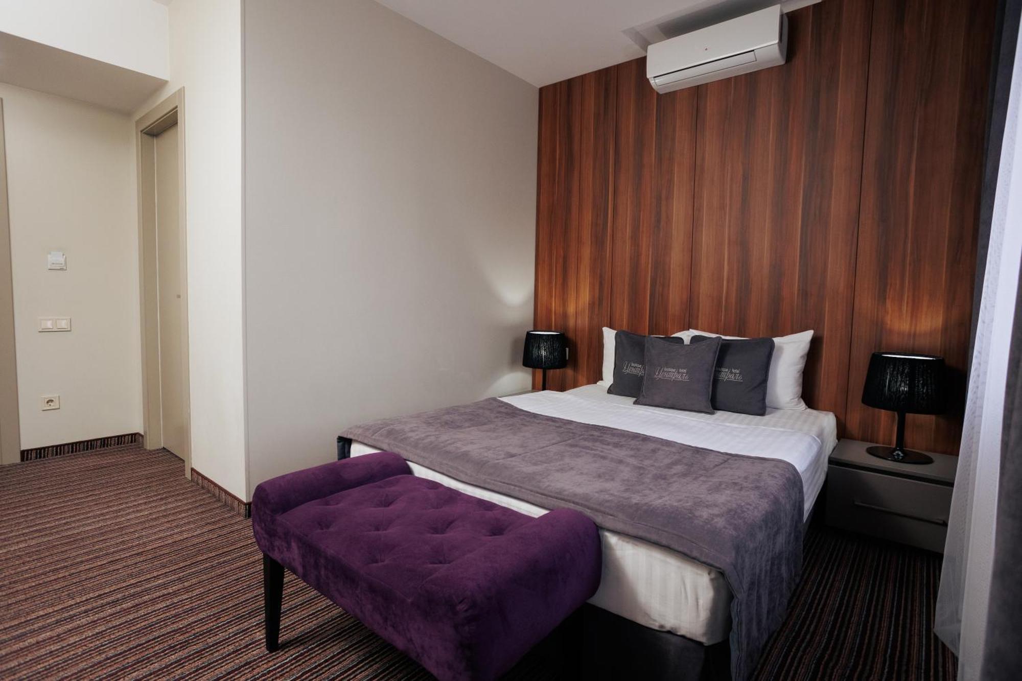 Boutique Hotel Central Rivne Exterior foto