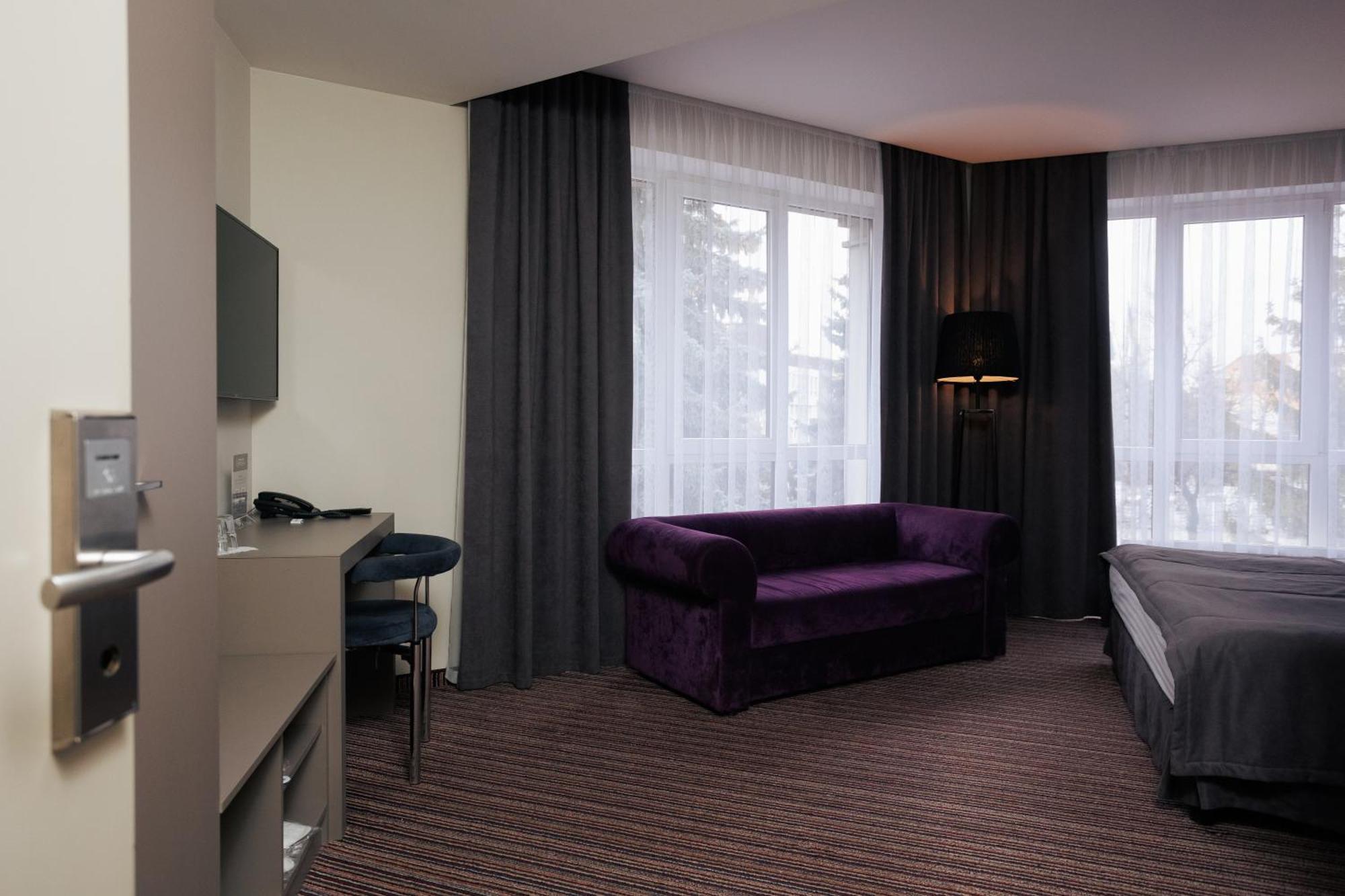 Boutique Hotel Central Rivne Exterior foto