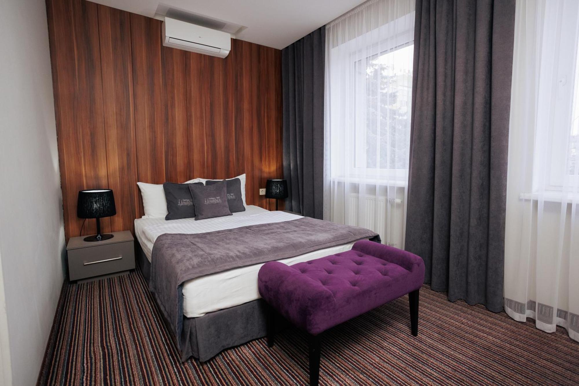 Boutique Hotel Central Rivne Exterior foto