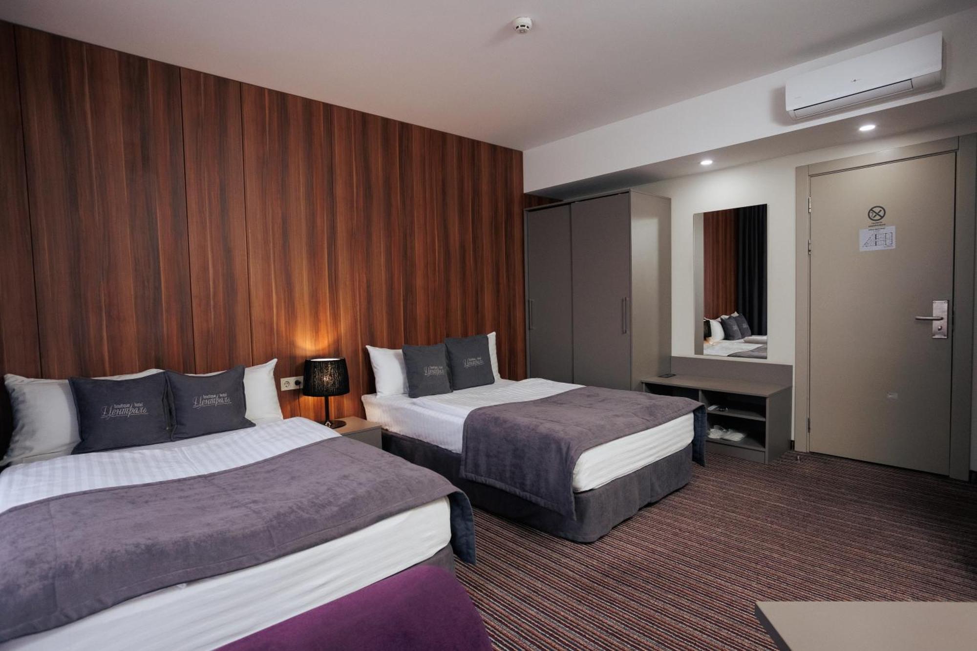 Boutique Hotel Central Rivne Exterior foto